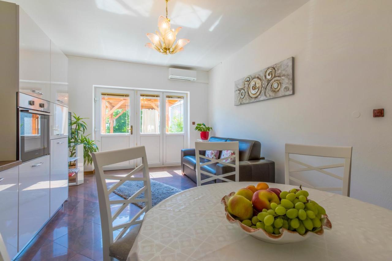 Villa M Crikvenica Extérieur photo